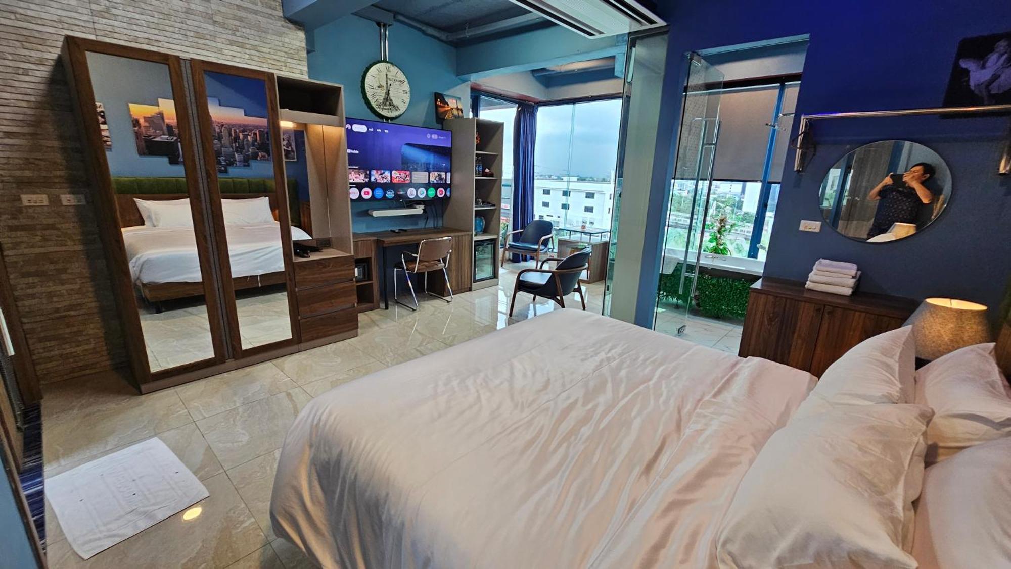 Bluetel Re'Sidence Bangkok Impact - 1 Time Drop-Off Service To Impact Pak Kret Exterior foto
